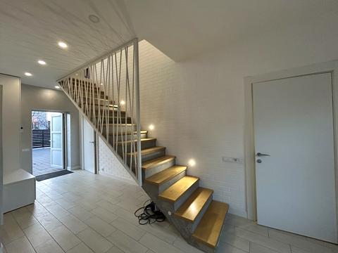 дом по адресу Абрикоси, 1