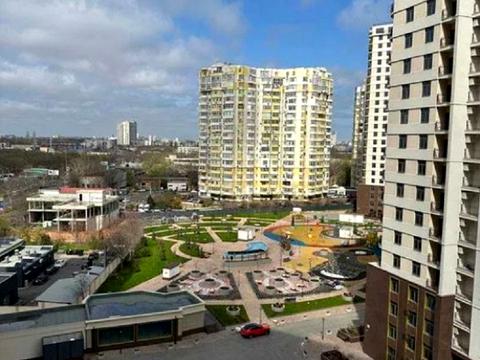 квартира за адресою Краснова вул., 3