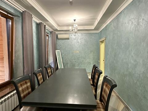 комерційна за адресою Шевченка вул., 61 з
