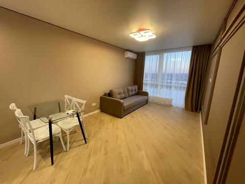 квартира за адресою Дніпровська набережна вул., 17-К