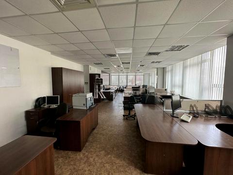 комерційна за адресою Кудрявський узвіз, 7