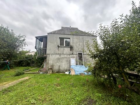 будинок за адресою Кооперативна вул., 1