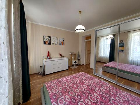 квартира за адресою Манежна вул., 28