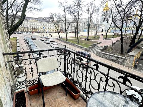 квартира за адресою Михайлівська вул., 21-Б