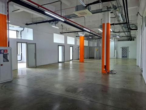 комерційна за адресою Польова вул., 21