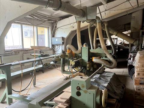 коммерческая по адресу Школьная ул., 11