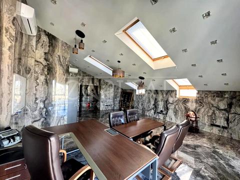 комерційна за адресою вул. Василя Липківського, 16