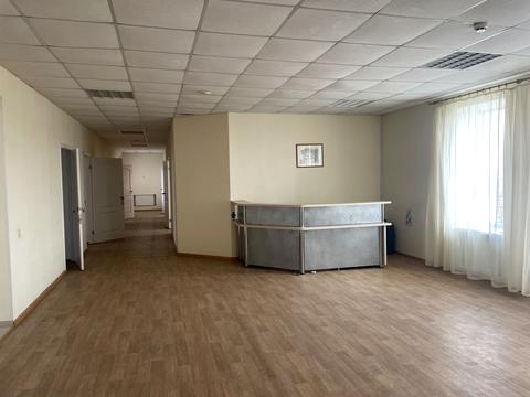 комерційна за адресою Радянска, 135а