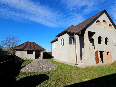 будинок за адресою Приозерна вул.