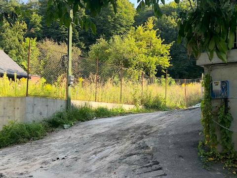 участок по адресу Парниковая ул., 20