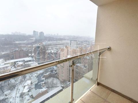 комерційна за адресою Антоновича вул. (Горького), 109