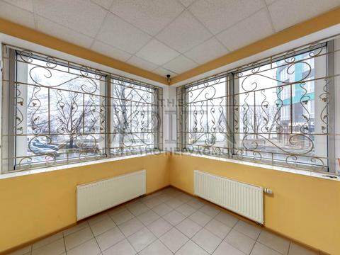 коммерческая по адресу Дніпровський просп., 25