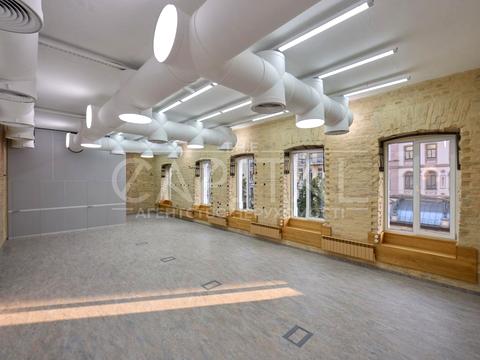 коммерческая по адресу Большая Васильковская ул. (Красноармейская), 33