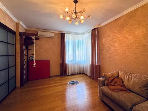 квартира по адресу Осенняя ул., 33