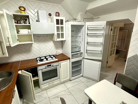 квартира за адресою Святослава Караванського вул. (Жуковського), 7