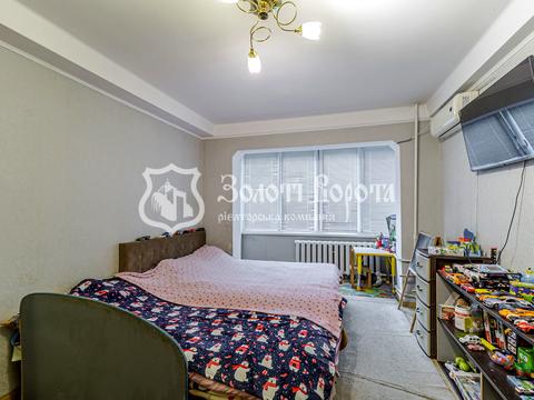 квартира за адресою Автозаводська вул., 27