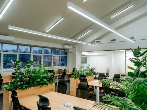комерційна за адресою Сім'ї Прахових вул. (Гайдара), 58/10