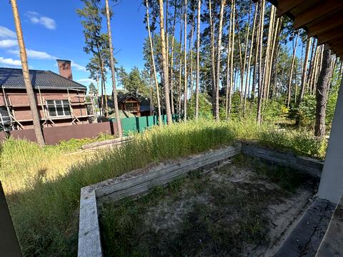 будинок за адресою Осіння