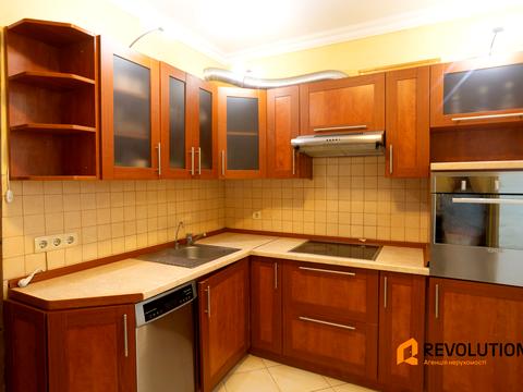 квартира за адресою Прирічна вул., 37