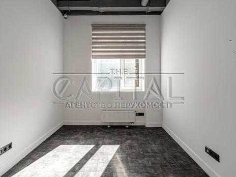 комерційна за адресою Михайла Максимовича вул. (Онуфрія Трутенка), 8