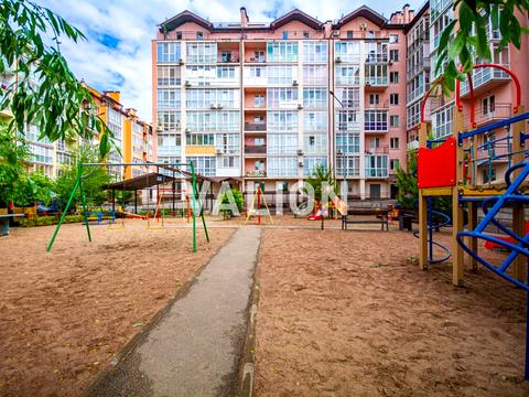 квартира за адресою Академіка Лебедєва вул., 1