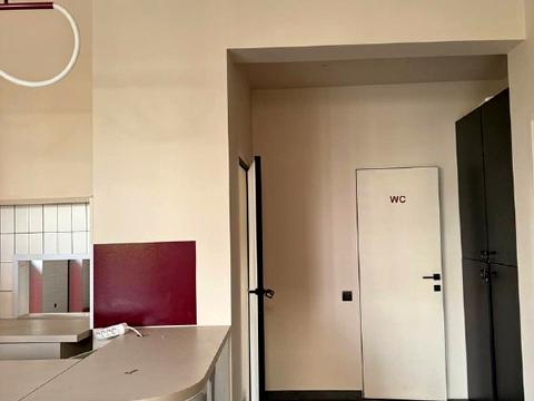комерційна за адресою Малоголосківська вул., 32д