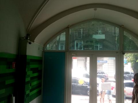 коммерческая по адресу Михаила Грушевского ул. (Карла Либкнехта), 1