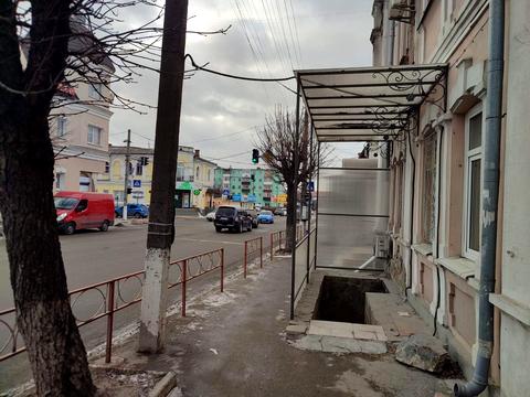 комерційна за адресою Героїв Небесної Сотні вул., 38