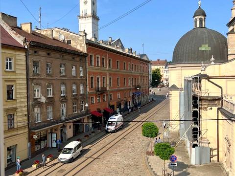 квартира за адресою Театральна вул., 5