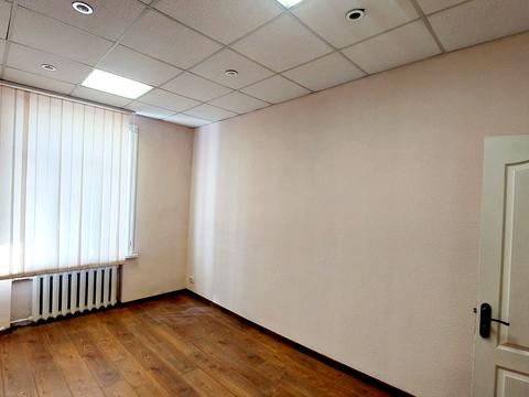 комерційна за адресою Михайла Грушевського вул., 28