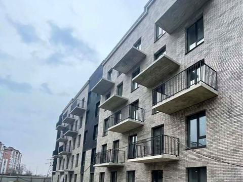 квартира по адресу 24 Августа ул., 32