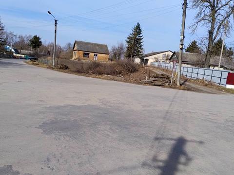 ділянка за адресою с. Новоставці, Центральна, 72