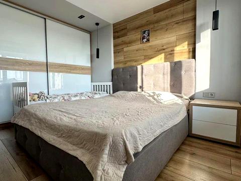 квартира по адресу Грушевского ул., 76