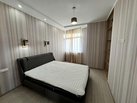квартира за адресою Анни Ахматової вул., 22