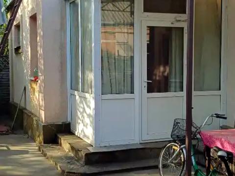 дом по адресу Подгородное, Чарівна