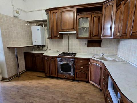 квартира за адресою Софіївська вул., 27