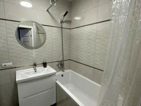 квартира за адресою Нижня Берегова вул., 2/2в