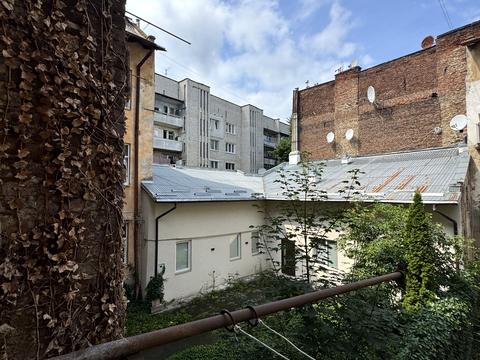 квартира за адресою Джерельна вул., 39