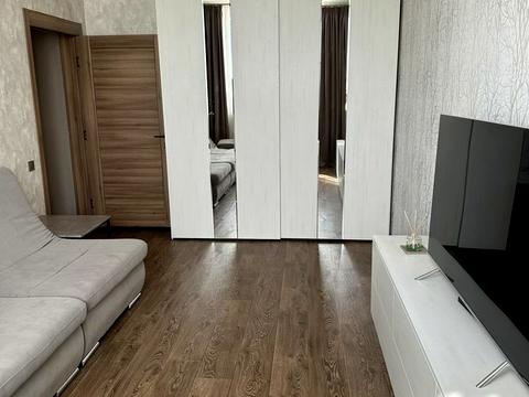 квартира за адресою Москалівська вул. (Жовтневої Революції), 92