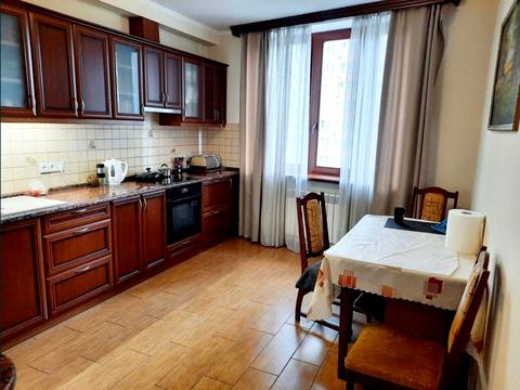 квартира за адресою Київ, Анни Ахматової вул., 30