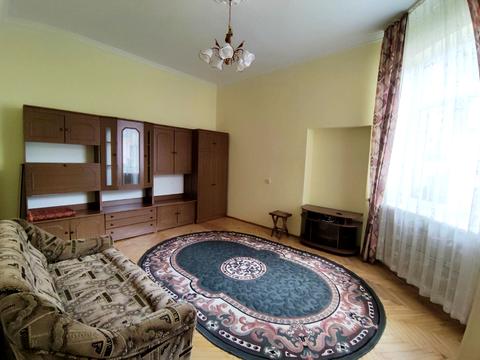 квартира за адресою Пантелеймона Куліша вул., 11