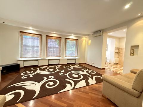 квартира за адресою Кирилівська вул. (Фрунзе), 14/18