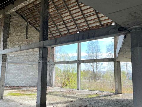 комерційна за адресою Майданівська вул., 4