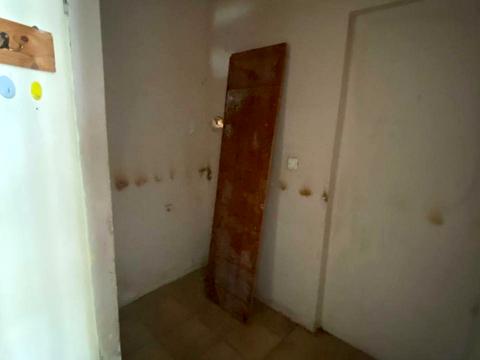 комерційна за адресою Володимира Антоновича вул. (), 7