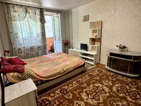 квартира за адресою Олександра Орлова вул. (Матросова), 18б