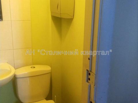 комерційна за адресою Кирилівська вул. (Фрунзе), 13-Д
