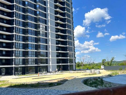 квартира за адресою Зарічна вул., 8