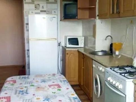 квартира за адресою Академіка Заболотного вул., 35
