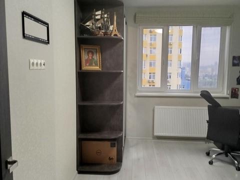 квартира за адресою Воскресенська вул., 18