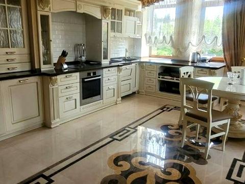 будинок за адресою Лісна